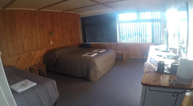 Hicks Bay Lodge, Забронировать Мотель Хикс-Бей Гисборн