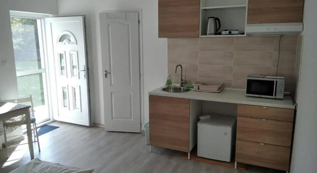 Esze Vendegszoba, Забронировать Отель Тата Комаром-Эстергом
