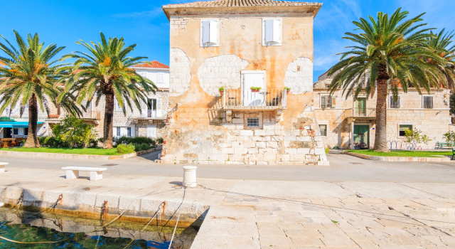 Pool House Tanja Brač Island, Забронировать Отель Остров Брач Омиш