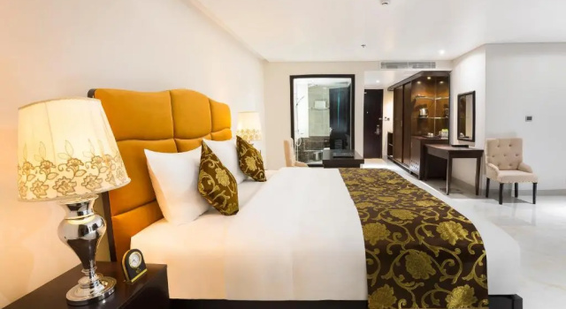 Люкс Deluxe Royal Quang Binh Hotel
