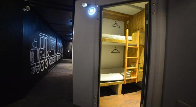 Кровать в общем номере (женский номер) Just Walk Backpacker Hostel