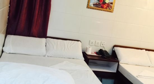 Полулюкс SHANGRI-LA GUEST HOUSE