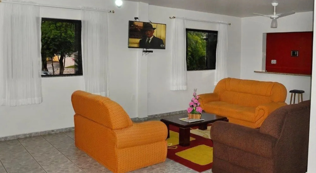Hotel Fratelli, Забронировать Отель Отели Параны с парковкой, Парковка