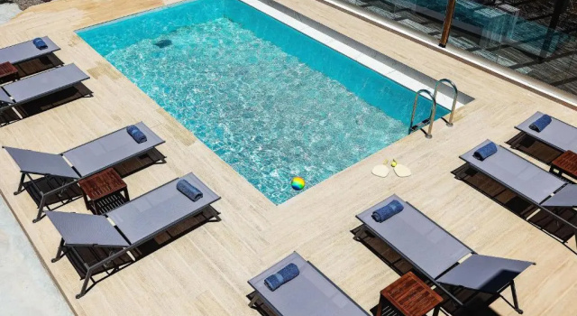 Полулюкс Kipos Suites & Apartments