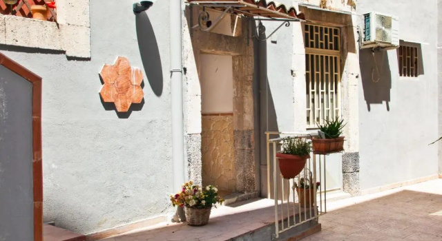 Трёхместный номер Standard B&B Garibaldi Catania