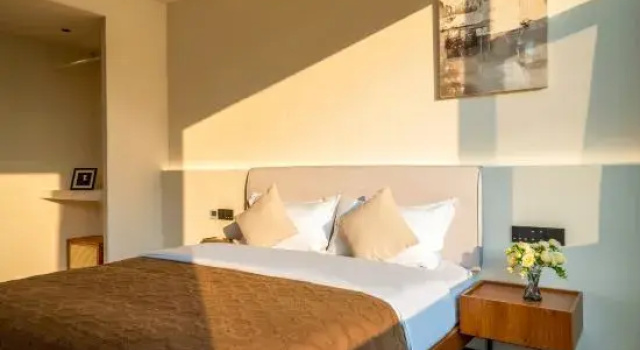 Семейный люкс с видом на озеро Xiangwang Lake View Vacation Homestay