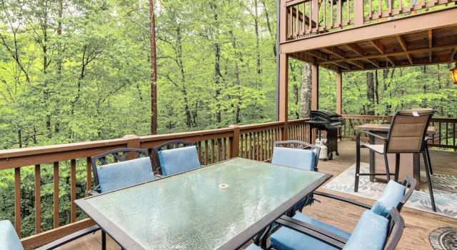 Коттедж Ellijay Mtn Cabin w/ Hot Tub & Community Perks