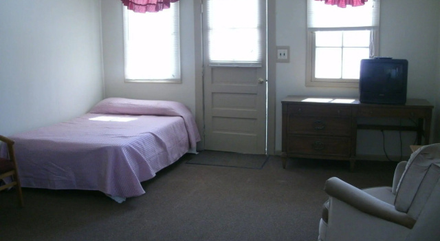 White Feather Motel, Забронировать Мотель Лексингтон штат Мичиган