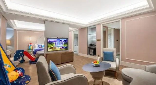 Семейный полулюкс Deluxe Mercure Jinan Pingyin