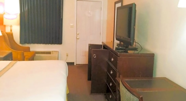 OYO Hotel McIntyre GA, US 441, Buchen Sie Hotel McIntyre 