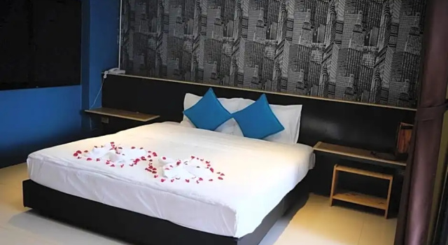 Двухместный люкс с видом на бассейн Royal Nine Resort Kanchanaburi