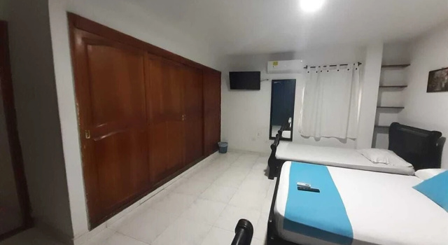 Hostal Edificio Malecon, Book Bed and Breakfast Bocagrande 