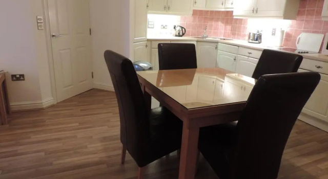 Sea Breeze Apartment, Book Lejlighed Cornwall hoteller med parkering, Parkering