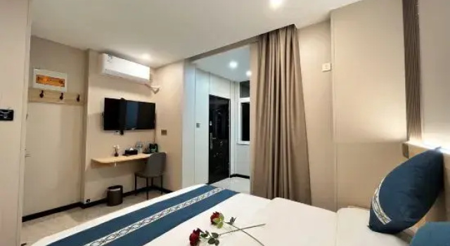 Weilai Intelligent Hotel (East Square Branch of Taiyuan High speed Railway South Station)