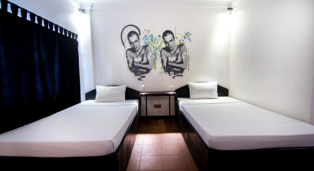 The Funky Village, Забронировать Отель Отели Сиемреап 3 звезды, рядом с Angkor Trade Centre, 3*