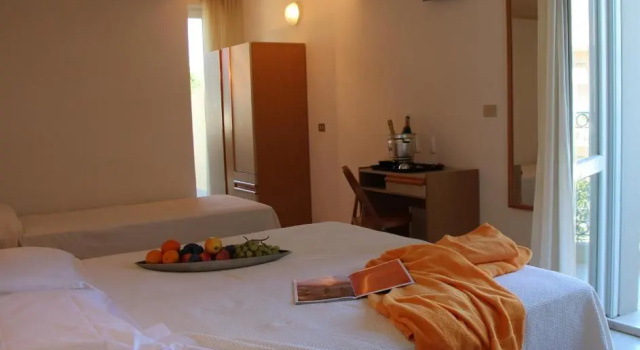 Четырёхместный номер Standard Hotel Antares