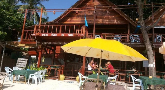 Zanom Sunrise Beach Resort, Забронировать Курортный отель Ко Липе Сатун