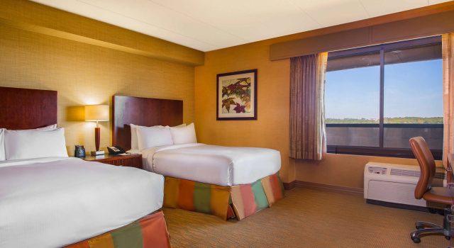 DoubleTree by Hilton Boston North Shore