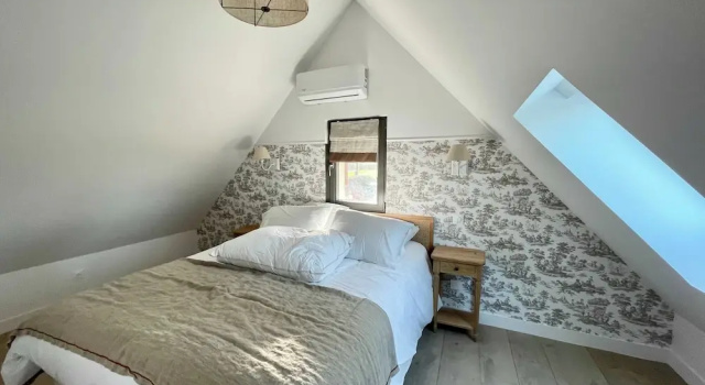 Maison Longere - Beautiful House Near Deauville, Book Hotel Hotels in Lower Normandy with Parking, Parking