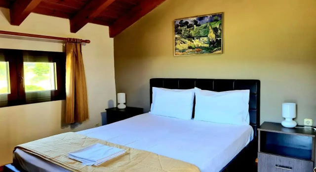 Guesthouse Odysseas, Забронировать Отель Keraséa Plastira lake