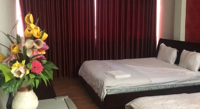 Long Son Hotel