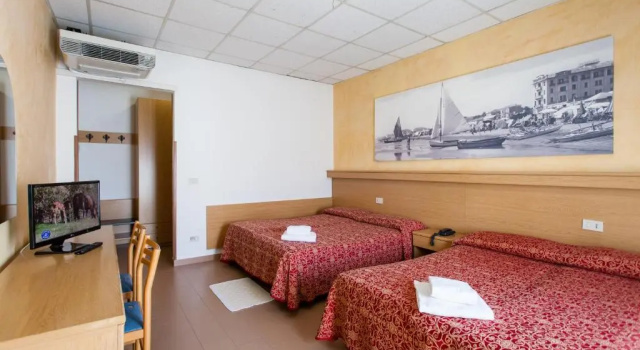 Четырёхместный номер Standard Hotel Al Mare
