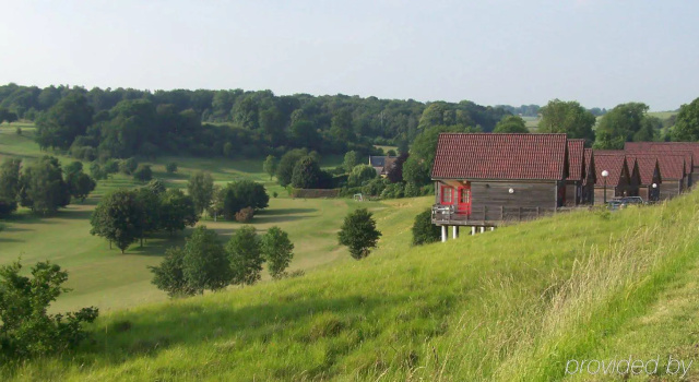 Domaine Du Val, Забронировать Отель Отели Соммы с бассейном, Бассейн