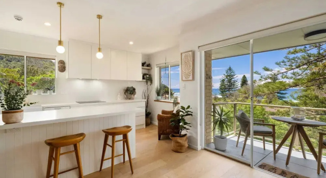 Sunrise Cove 2-bed Apartment at Newport Beach, Foglalás Apartman Sydney Sydney Region