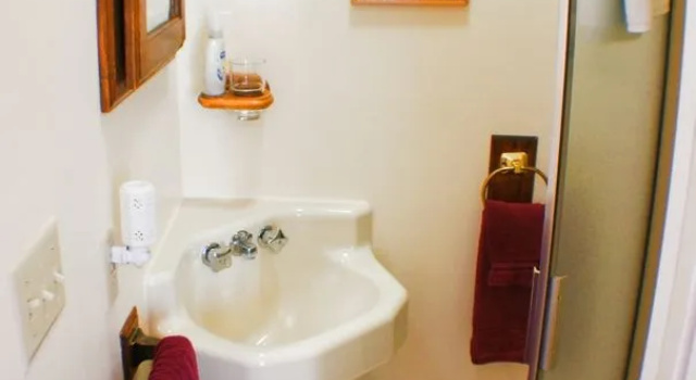 The Snow Queen Lodge and Cooper Street Lofts, Забронировать Отель Отели Аспен 3 звезды, рядом с Mid-Way Creek Trail, 3*