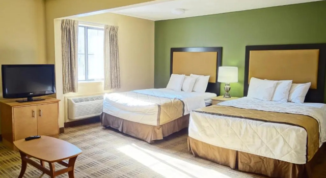 Четырёхместная студия Deluxe Candlewood Suites Jacksonville Southpoint