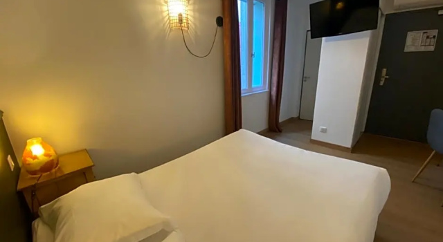 Номер Economy Hôtel Le Miredames