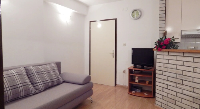 Apartments Emi