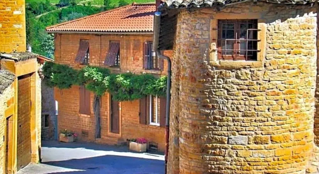 La Casita, Book Hotel Neuville-sur-Saone 