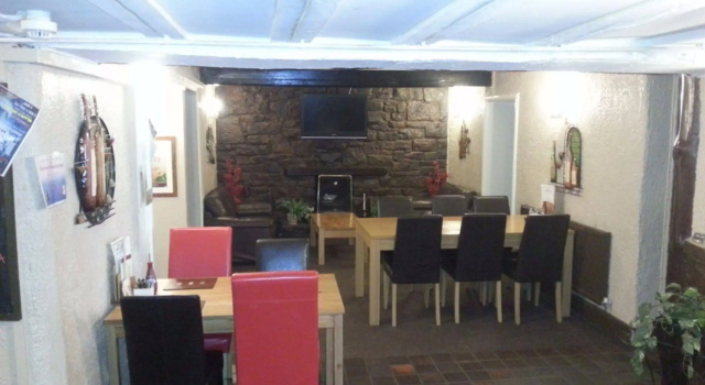 The Cross Inn, Забронировать Отель Колдон Стаффордшир