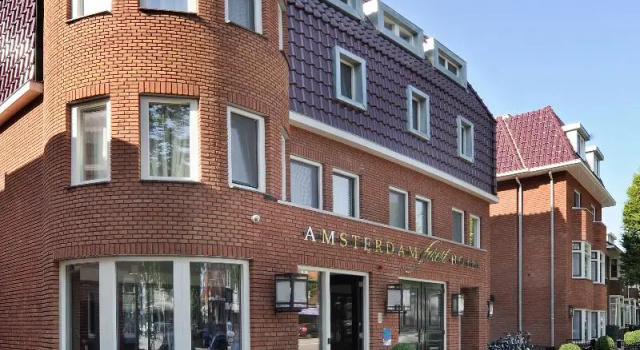 Amsterdam Forest Hotel