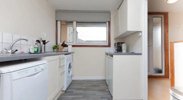 Festival Flat for 4 Overlooking Arthur's Seat, Забронировать Отель Эдинбург Midlothian, рядом с Трон Артура