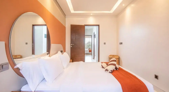 Mateo Villa Marvelous 6BR 2 Mins to Beach