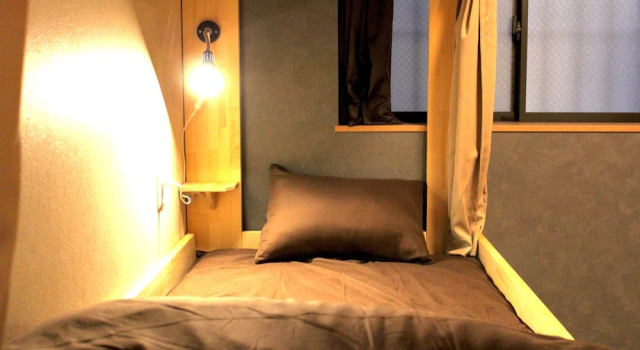 Кровать в общем номере Funtoco Backpackers Namba - Hostel