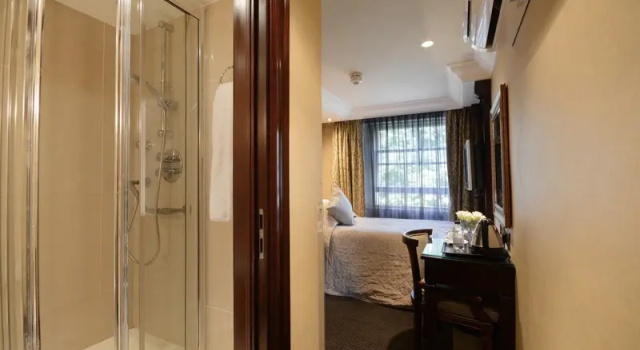 Номер Standard The Premier Notting Hill
