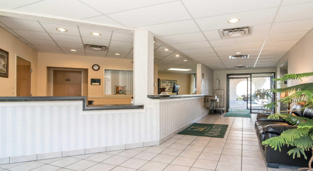 Quality Inn Binghamton West, Rezervați Hotel Apalachin New York State
