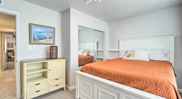 Коттедж с 5 комнатами Families w/ Pets Welcome! Poolside Gem in Phoenix