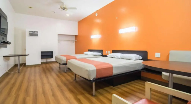 Люкс Deluxe Motel 6-Globe, AZ