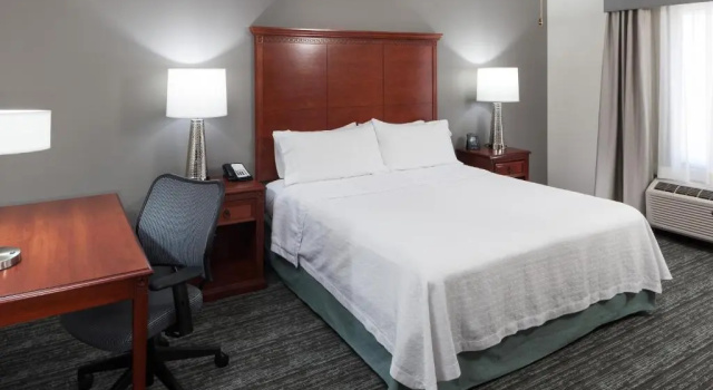Люкс с 2 комнатами Homewood Suites by Hilton Denton