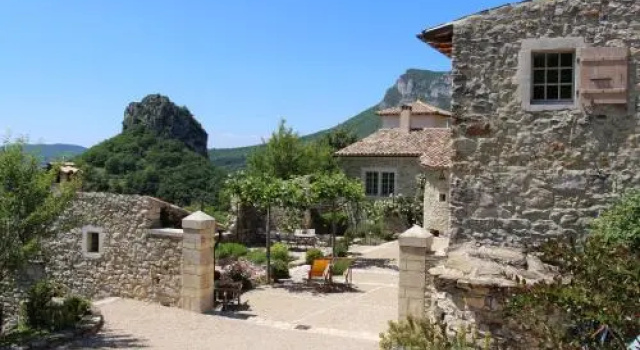 Domaine du Roc, Забронировать Гостевой дом Гостевые дома Drôme, Гостевой дом