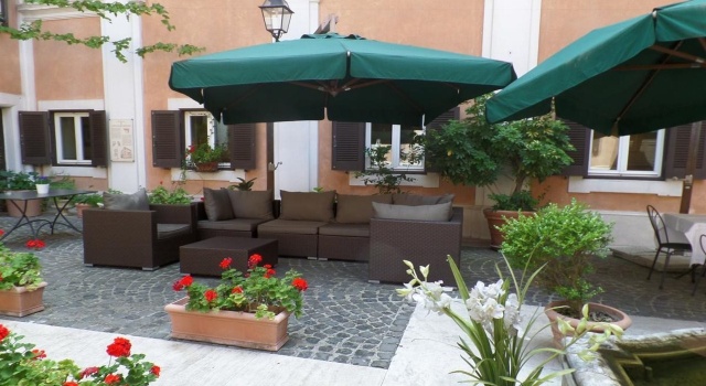Отель Antico Palazzo Rospigliosi