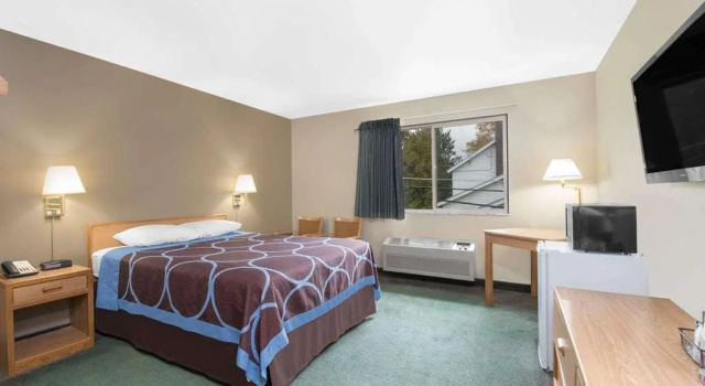 Northwoods Inn & Suites