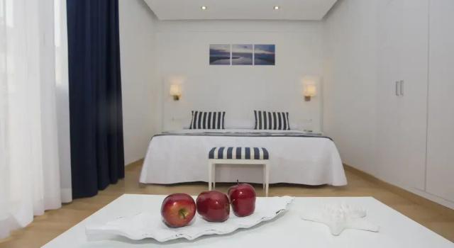Полулюкс Hotel Voramar