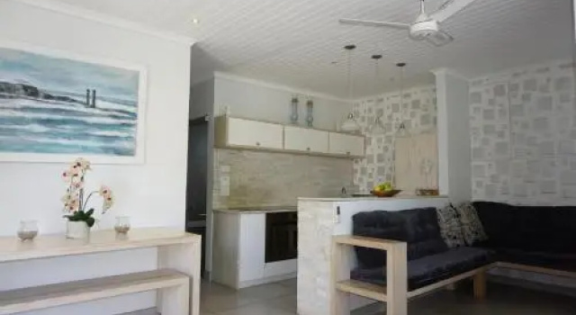10 Coral Cove Beach Lodge, Забронировать Отель Отели Durban North Coast с парковкой, Парковка