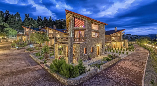 ViP Chalet 4 seasons, จอง ชาเล่ต์ Itea Fokida