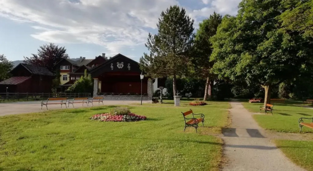 Sandras Ferienhaus Bungalow Sonnenalm, Забронировать Отель Отели Бад-Миттерндорф 3 звезды, 3*